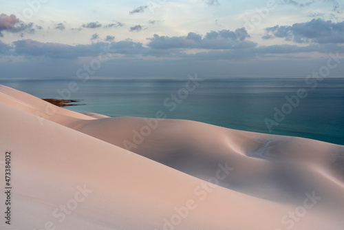 Fototapeta Naklejka Na Ścianę i Meble -  white sand dunes on Socotra island