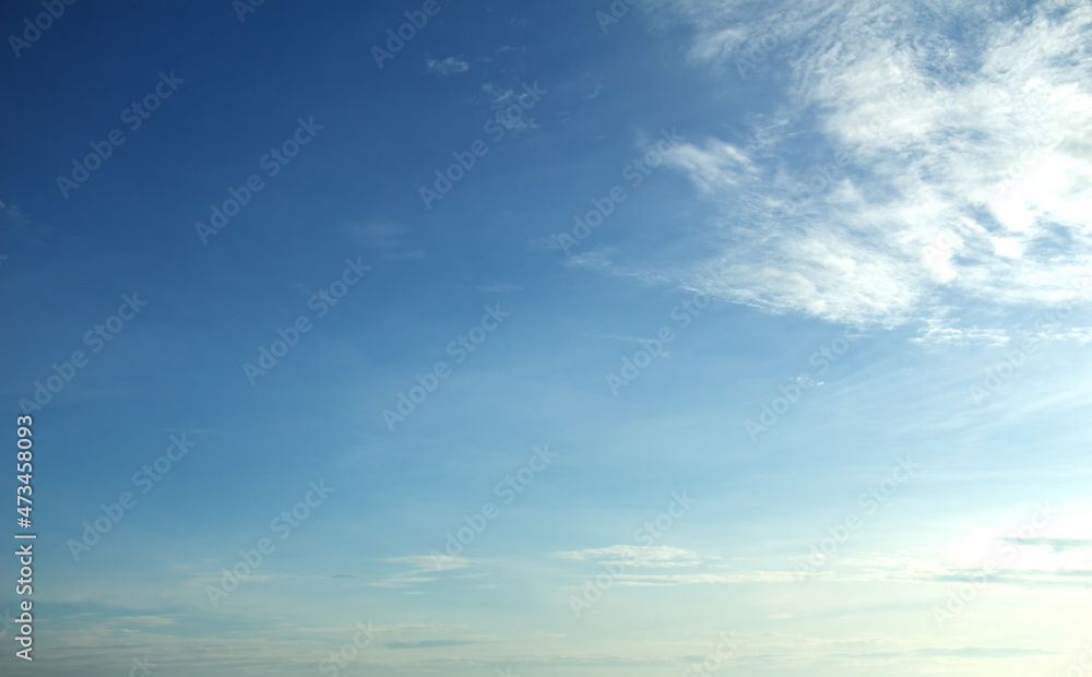 Fototapeta premium bright blue sky with white clouds