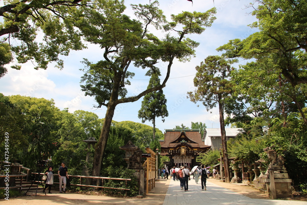 Santuario Kitano Tenmangu es un santuario sintoísta de la ciudad de kioto, Japon. Santuario Kitano Tenmangu es un santuario sintoísta de la ciudad de kioto, Japon.