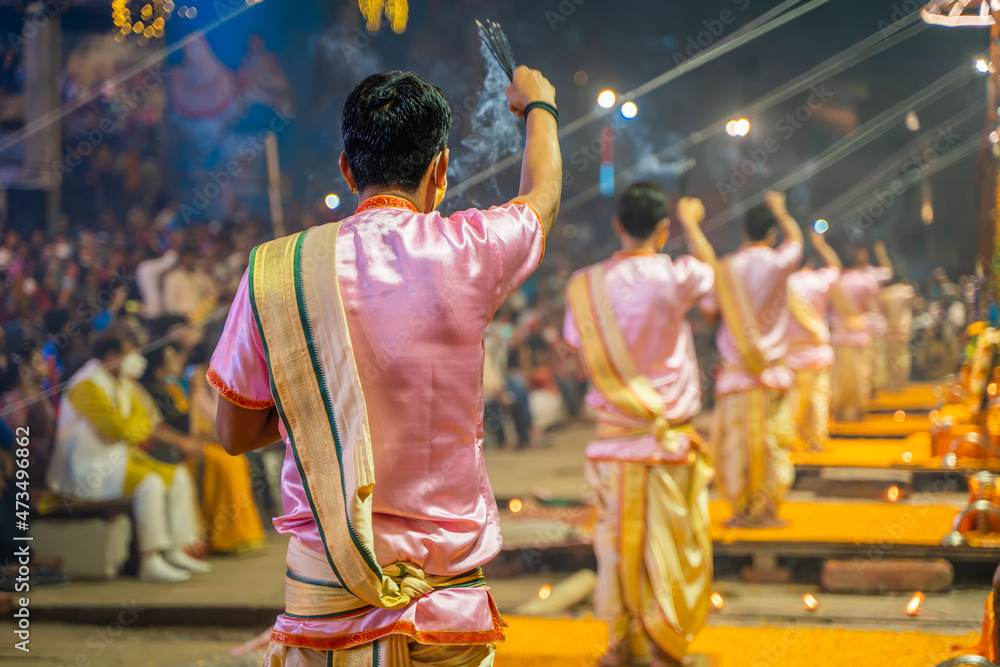 Ganga aarti ceremony rituals were performed by Hindu priests at