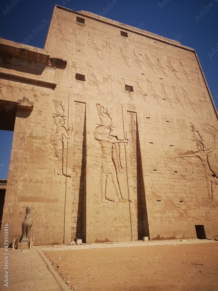 Templo de Edfu, Edfu, Egipto Templo de Edfu, Edfu, Egipto