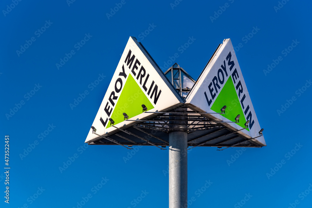 Moncalieri, Turin, Italy - December 6, 2021: Leroy Merlin logo sign on blue  sky, it is a French company of large scale distribution in DIY, bricolage  construction, gardening, home decoration Stock Photo | Adobe Stock