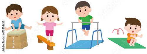とび箱 平均台 鉄棒 マット運動 をする男の子と女の子 体操セット　イラスト