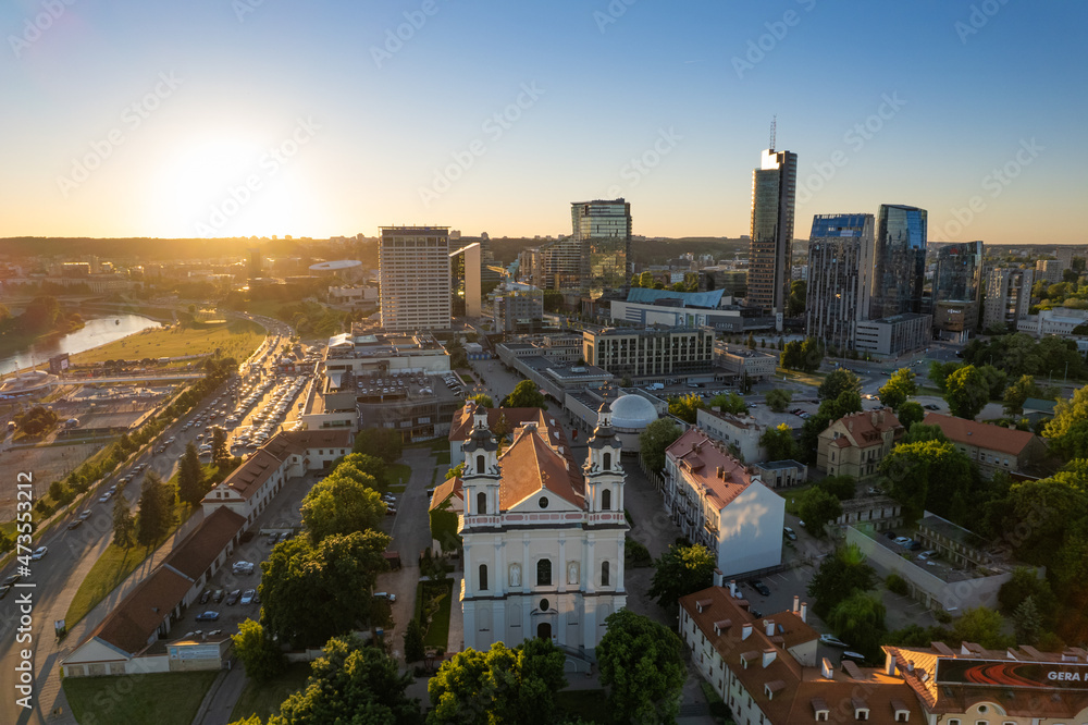 Obraz premium Aerial summer evening sunset view in sunny Vilnius