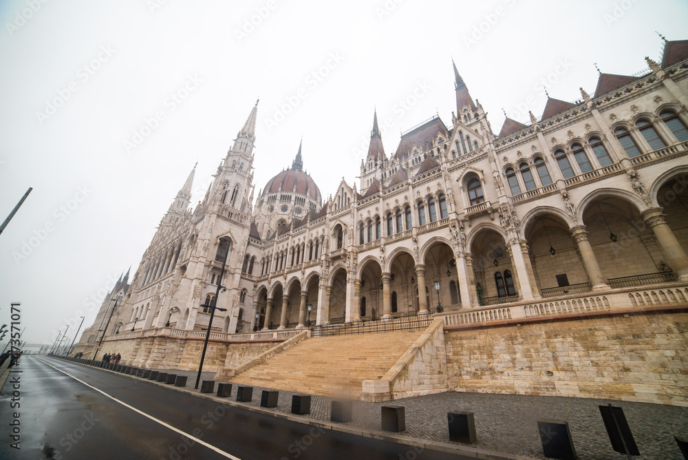 Budapest parliament architecture