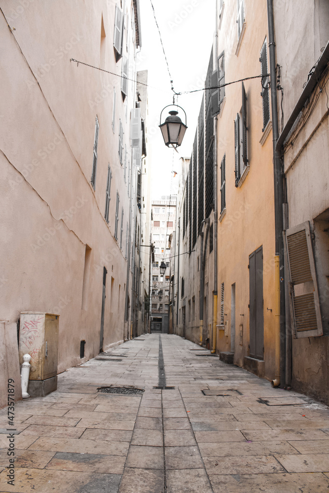 Obraz premium Entre deux rue !