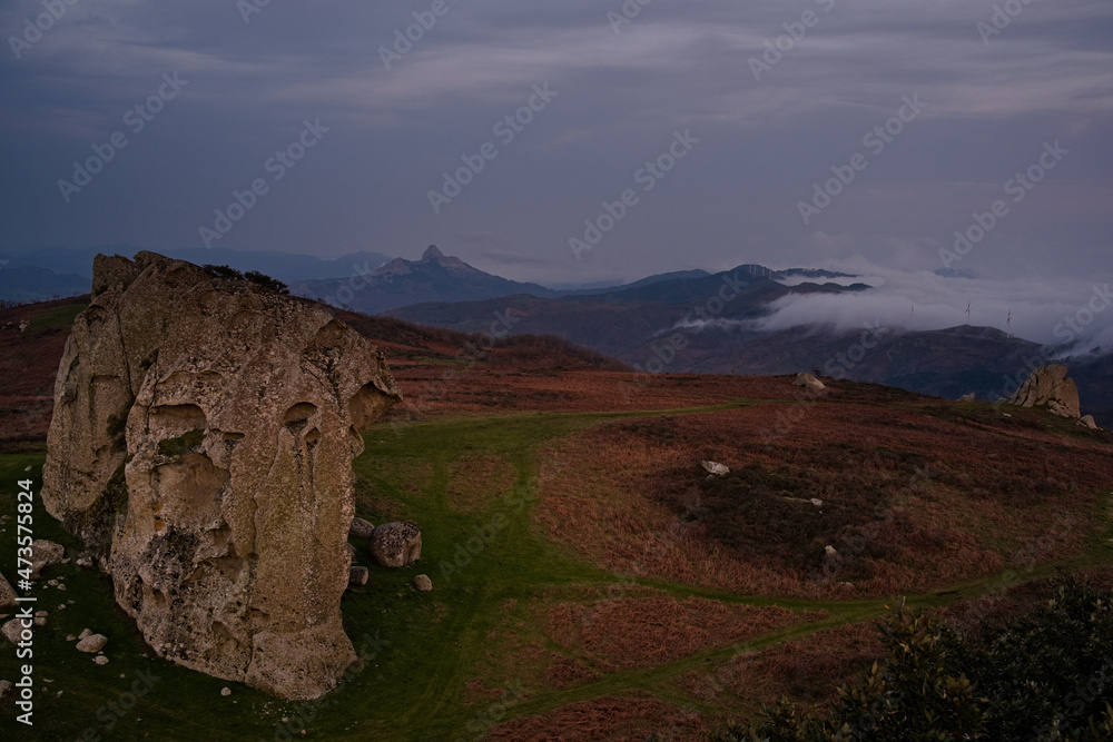 Obraz premium tramonto montagna