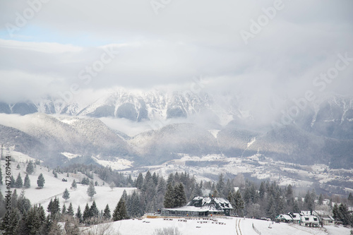 Moeciu de Sus, Transilvania photo