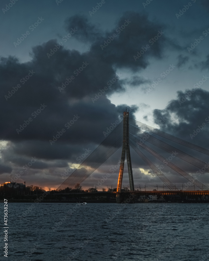 Fototapeta premium Sunset Bridge