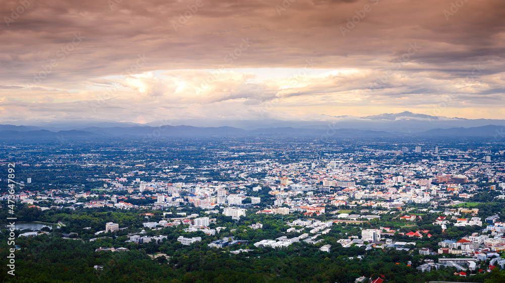 Obraz premium aerial view of Chiang mai City skyline from mountain view point