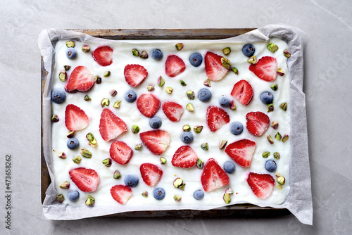 Mixed berry yoghurt bark photo