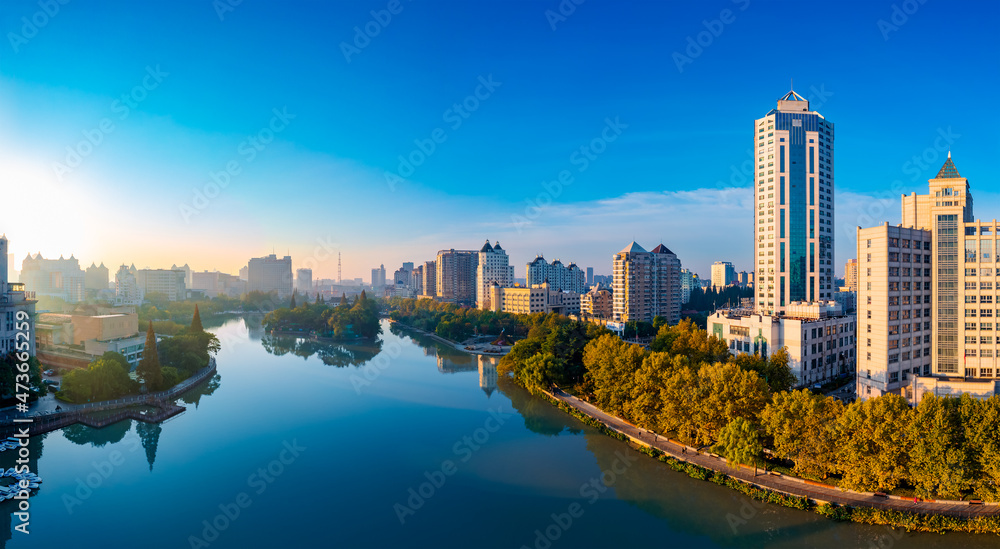 Obraz premium Urban environment of Haohe scenic spot, Nantong City, Jiangsu Province