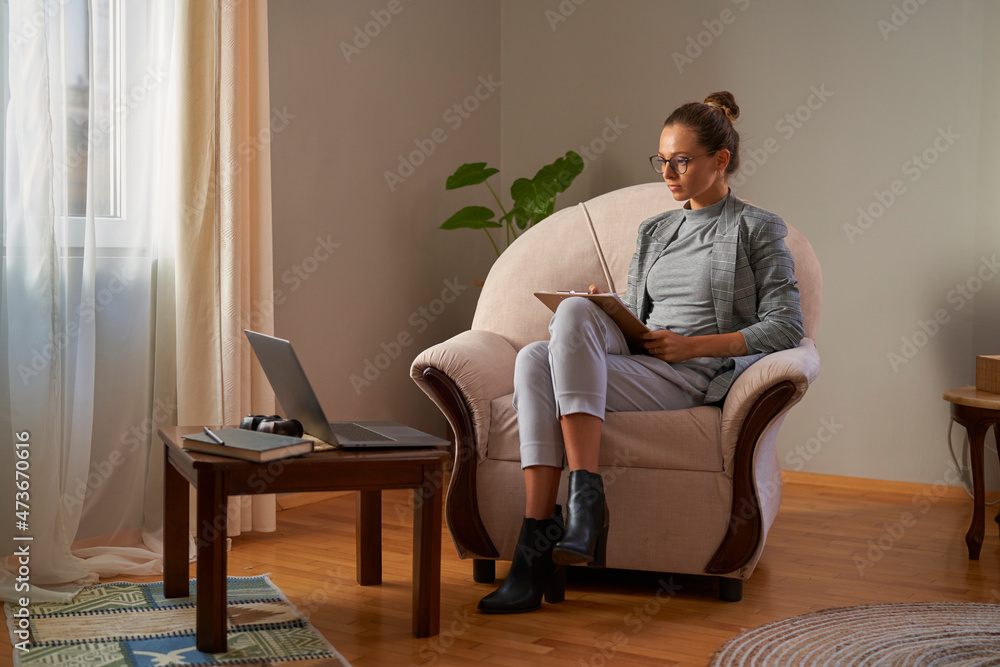 A therapist proving online consultation A therapist proving online consultation