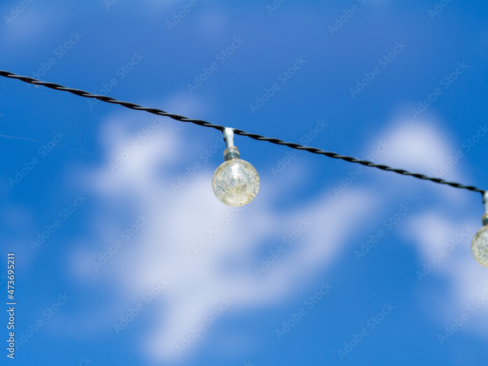 Fototapeta premium a bulb glass and sky
