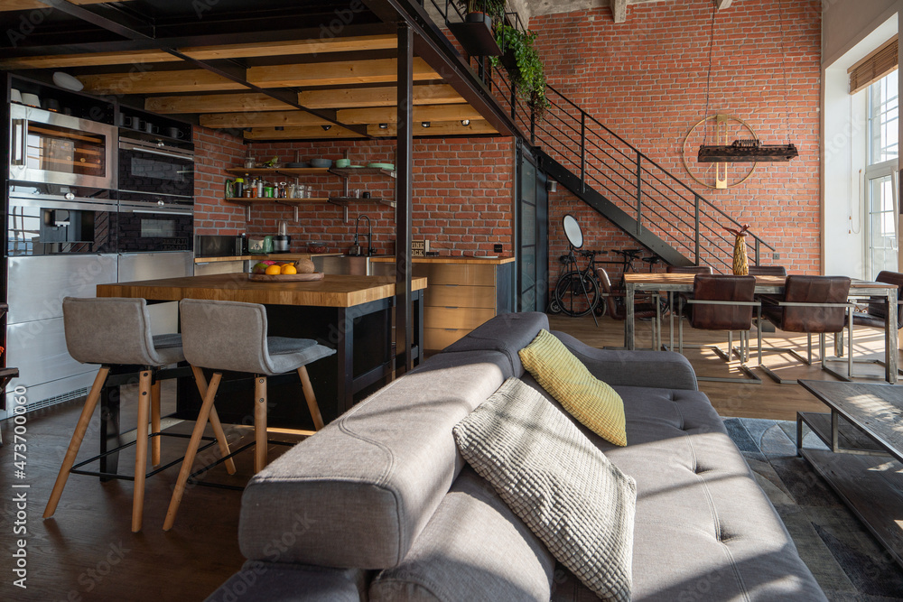 Modern And Spacious Loft Apartment Modern And Spacious Loft Apartment
