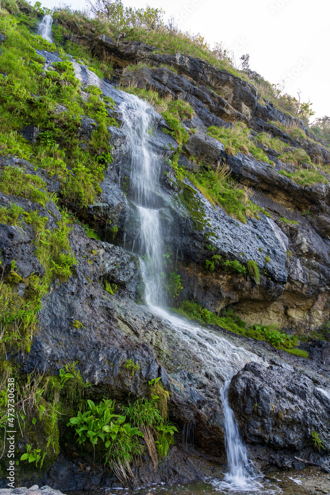 初夏の能登半島・曽々木海岸の垂水の滝