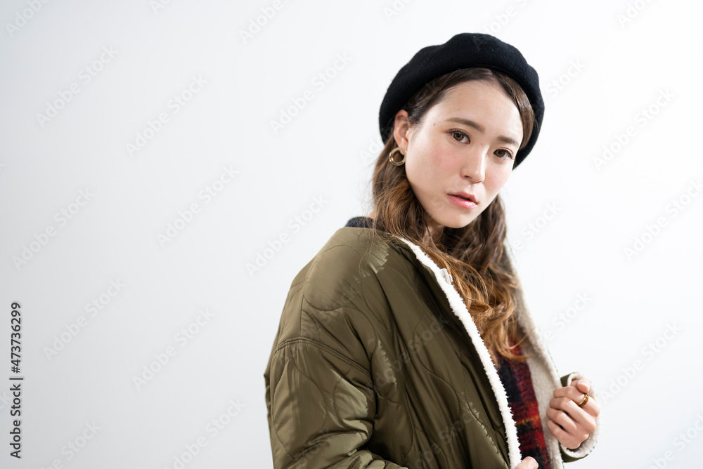 ベレー帽を被った女性 ベレー帽を被った女性