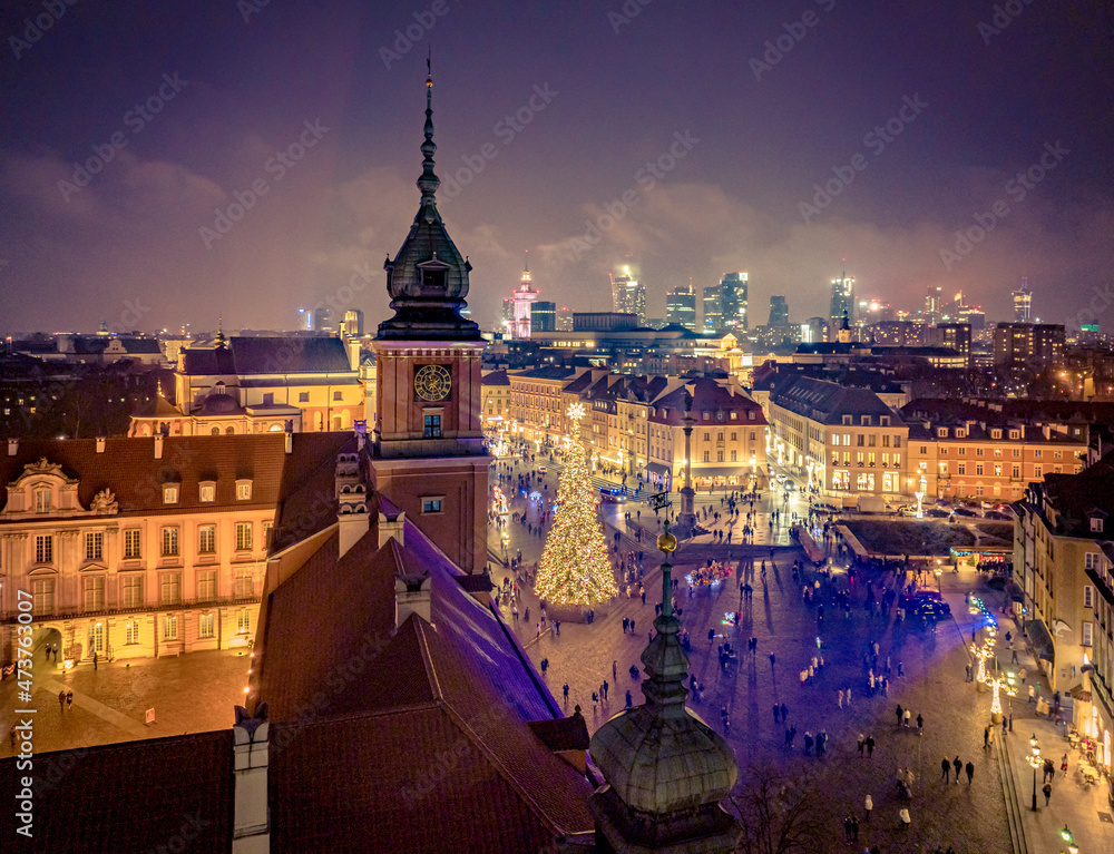 Warszawa - Choinka na placu Zamkowym Stock Photo | Adobe Stock