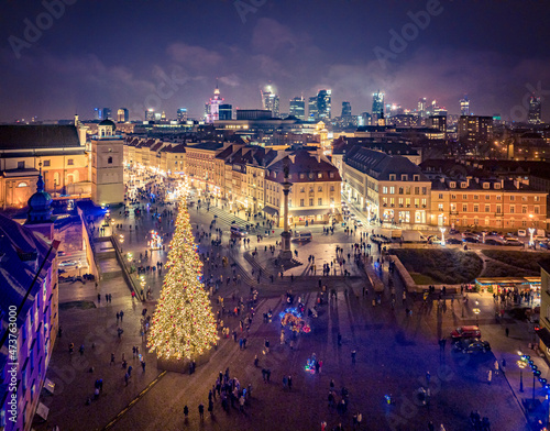 Warszawa - Choinka na placu Zamkowym