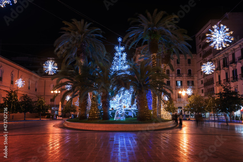 Christmas atmosphere in Europe.  Taranto city in Puglia, Italy © Konstantin Maslak