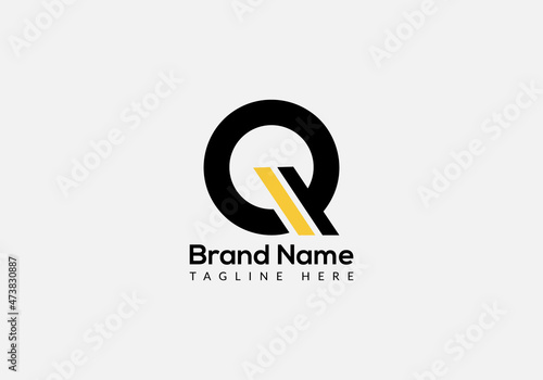 Abstract Q letter modern initial lettermarks logo design