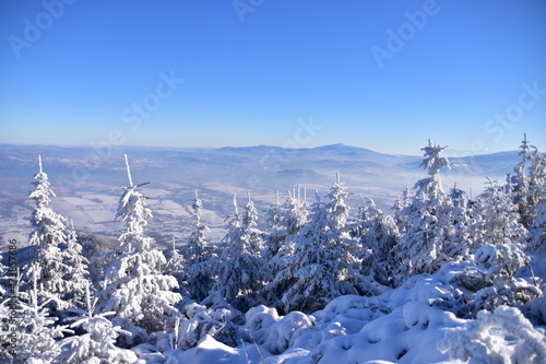Fototapeta Naklejka Na Ścianę i Meble -  Skrzyczne Peak, Beskidy Mountains, Poland, winter, snow,