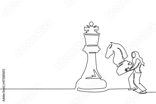 Continuous one line drawing Arab businesswoman holding knight chess piece to beat king chess. Strategic planning, business development strategy, tactic entrepreneurship. Single line draw design vector