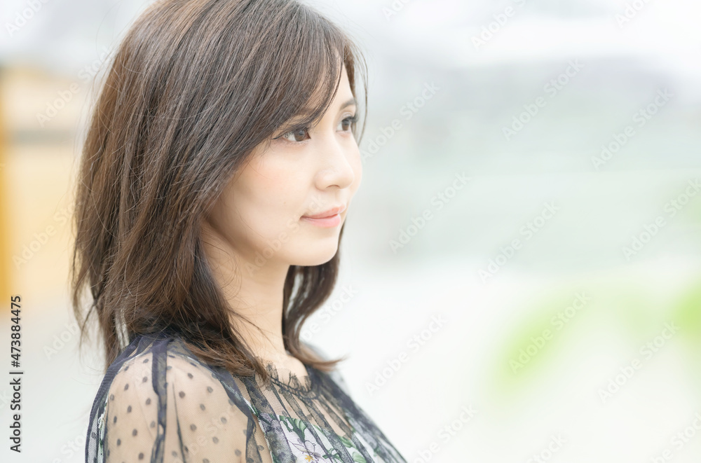 ミドルの女性 ミドルの女性