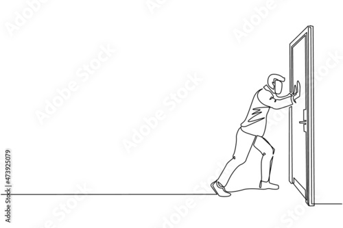 Single one line drawing businessman pushes closed door on white wooden door frame. Business struggles. Strength for success. Opening closed doors. Continuous line design graphic vector illustration