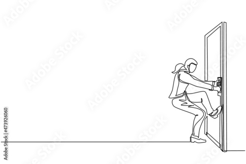 Single continuous line drawing businesswoman pulling closed door knob with power. Business struggle. Strength for success. Opening closed door. Dynamic one line draw graphic design vector illustration