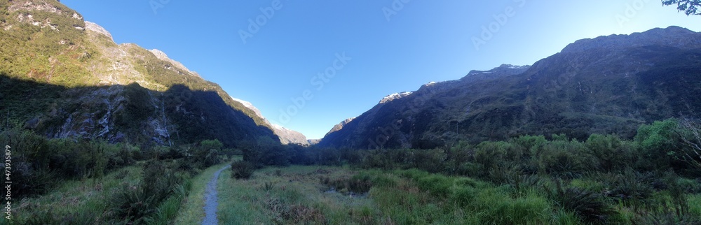 Naklejka premium Milford Track, MacKinnan Pass, Sutherland Falls, Te Anau, Milford Sounds, South Island, New Zealand