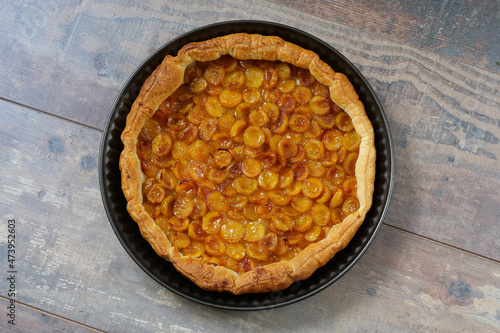 Fotografie Delicious home made mirabelle plums pie
