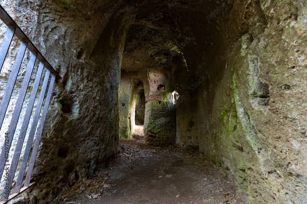 caves dug into the tuff, the Etruscan Vie Cave (roads dug into the tuff). Città del Tufo archaeological park. Sorano, Sovana, Tuff city in Tuscany. Italy