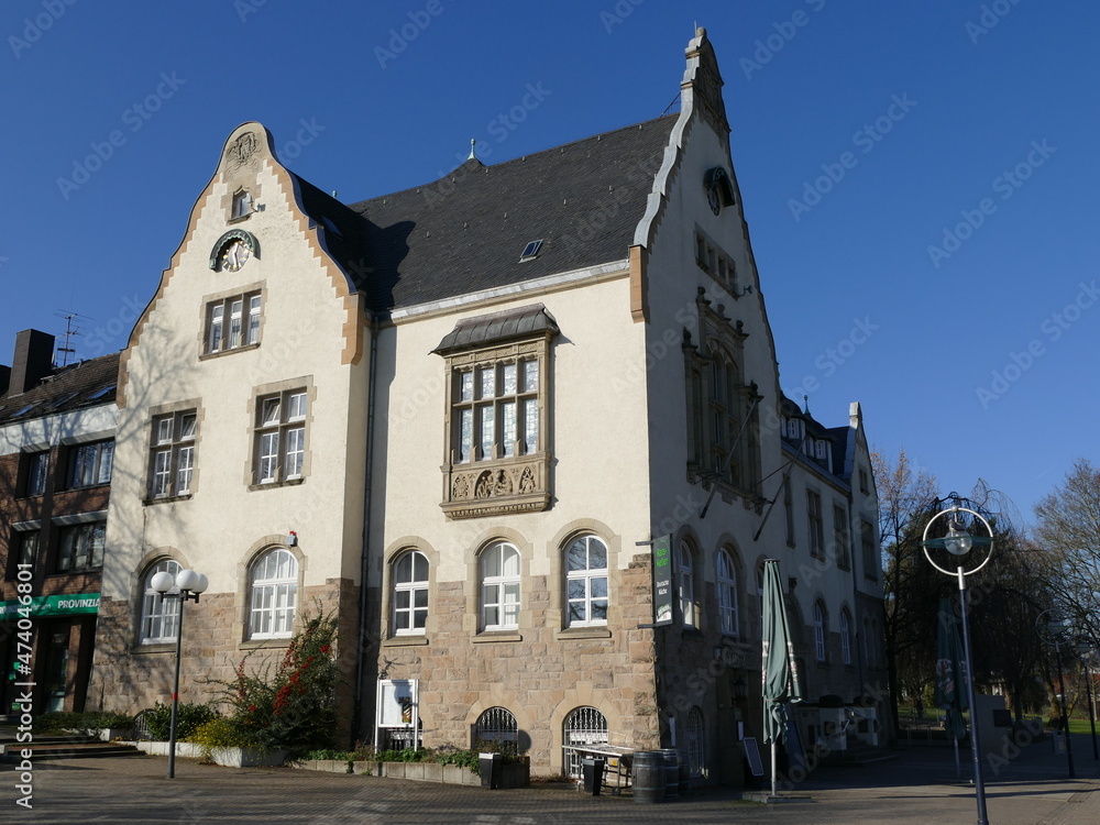 Historic town hall in the Dortmund suburb of Aplerbeck, Dortmund, North Rhine-Westphalia, Germany Historisches Rathaus im Dortmunder Vorort Aplerbeck, Dortmund, Nordrhein-Westfalen, Deutschland 