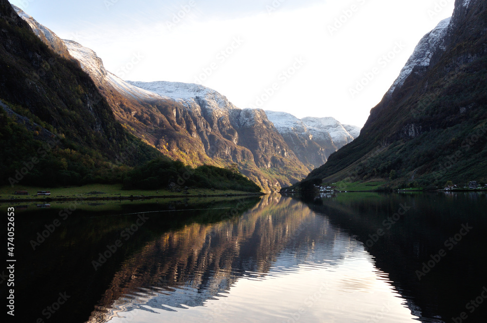 Fototapeta premium Naeroeyfjord Flam