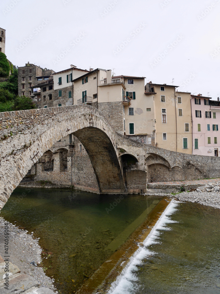 Ponte Vecchio di Dolceaqua, Bridge at Dolceaqua, Liguria, Italy.