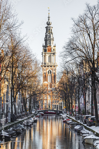 Canvas Print Amsterdam in winter with a view of the former Zuiderkerk in the background