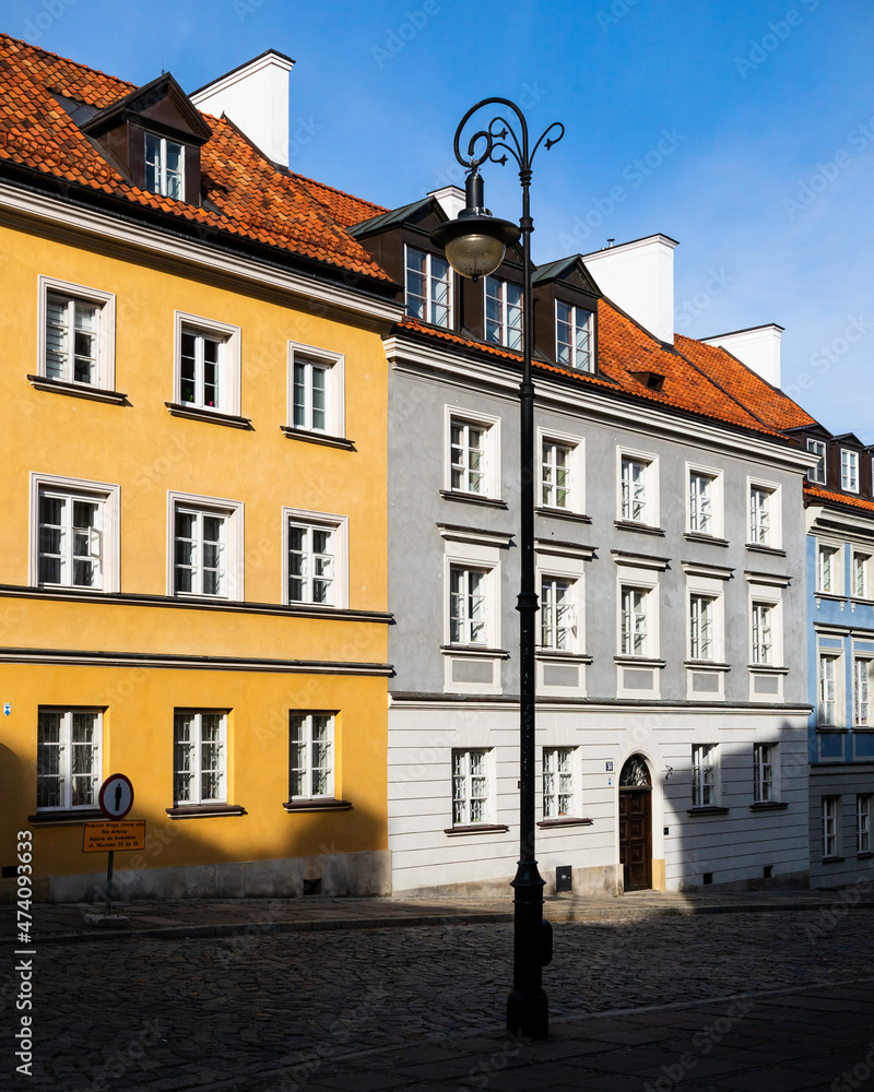 Vintage architecture in the old town of Warsaw