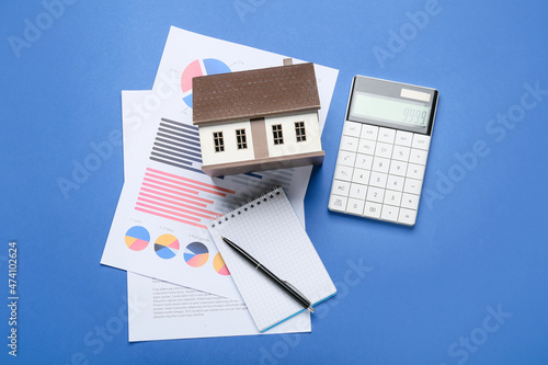 House model with diagrams, ...