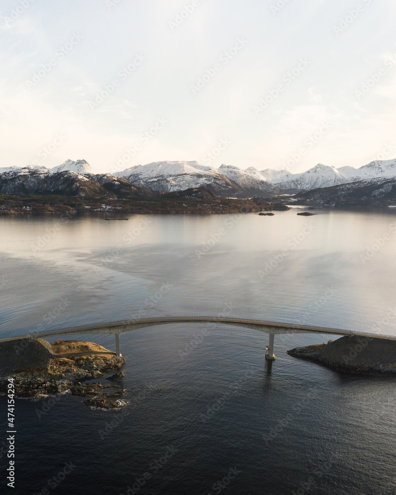 Obraz premium The Atlantic Ocean Road