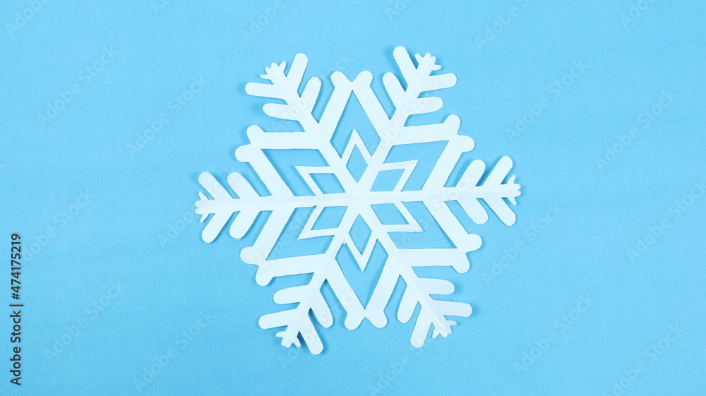 Beautiful Paper Snowflake for Christmas Decorations Beautiful Paper Snowflake for Christmas Decorations
