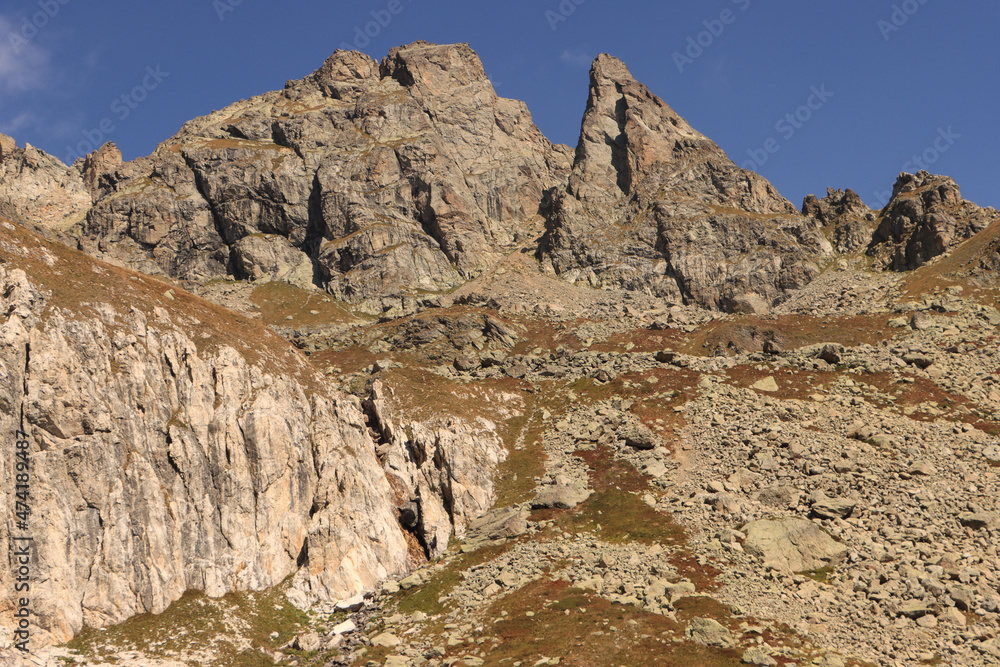 Imposanter Kamm des Piz Grevasalvas über dem Silsersee (Albua-Alpen)