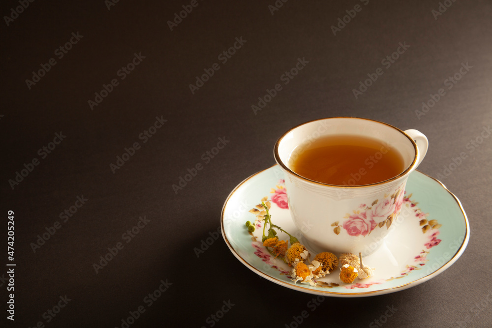 dried daisies and chamomile tea dried daisies and chamomile tea