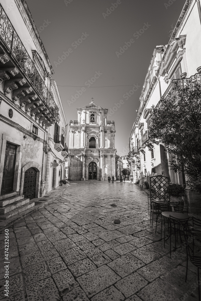 Obraz premium Church of San Michele Arcangelo and Mormino Penna Street, Scicli City Centre, Ragusa, Sicily, Italy, Europe, World Heritage Site