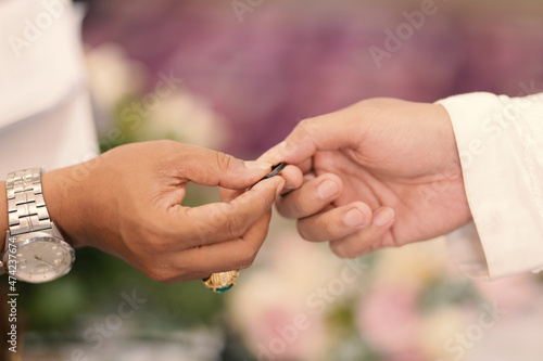Wedding rings symbol love family. A pair of simple wedding rings © Royaax