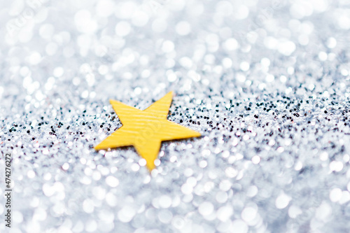 Obraz na płótnie Bright silver lights sparkling background with star. Chrismas background w salonie
