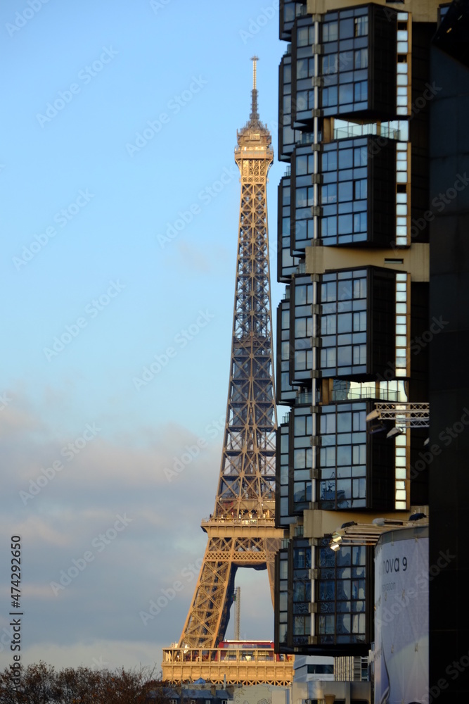 The Eiffel Tower in autumn. The 9th November 2021, Paris, France.