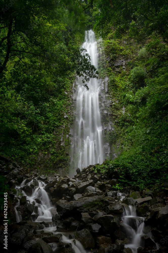 Obraz premium Two waterfalls in La Fortuna Costa Rica