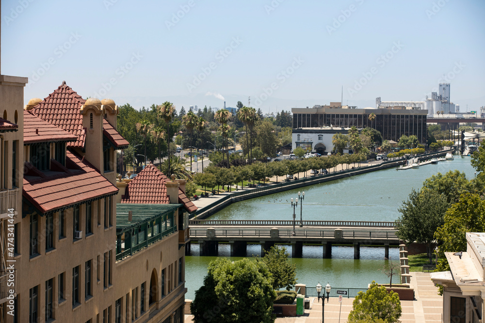 Daytime view of the downtown city center of Stockton, California, USA. - obrazy, fototapety, plakaty 