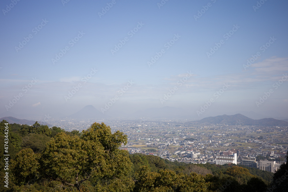 Fototapeta premium とても美しい日本の香川県の金刀比羅宮の秋の風景